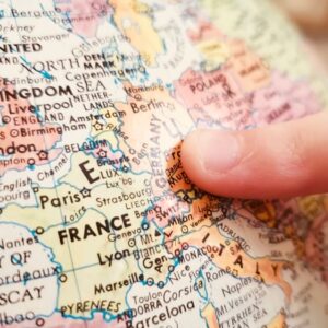 Weltkarte zeigt die Möglichkeit Psychotherapie weltweit online wahrzunehmen